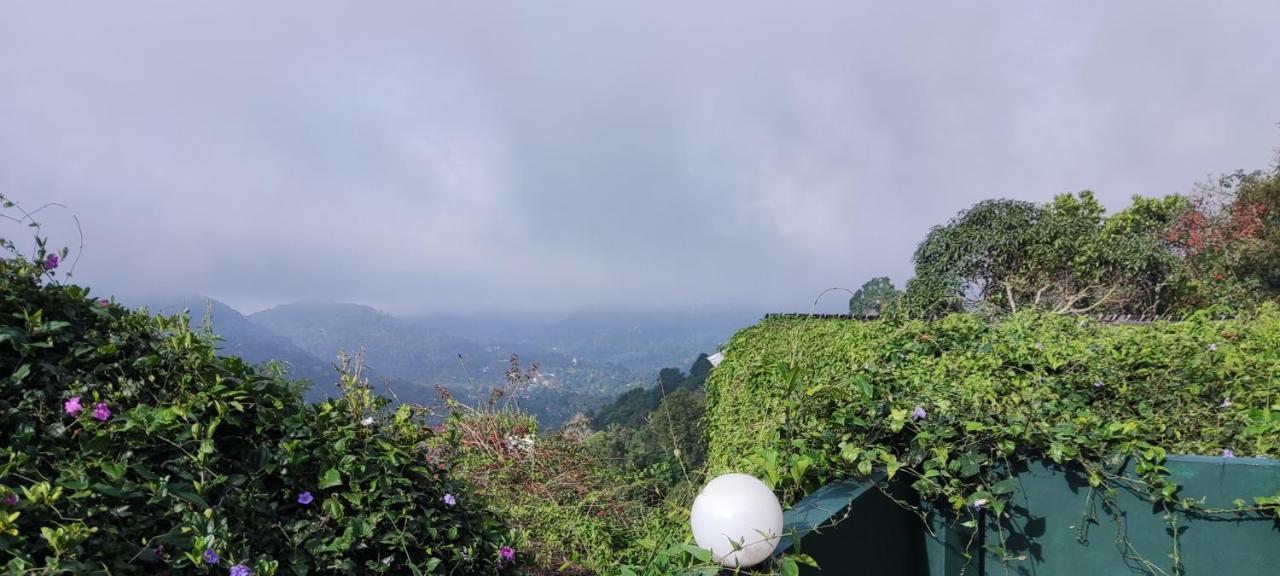 Munnar Tea Hills Resort - Mthr Zewnętrze zdjęcie