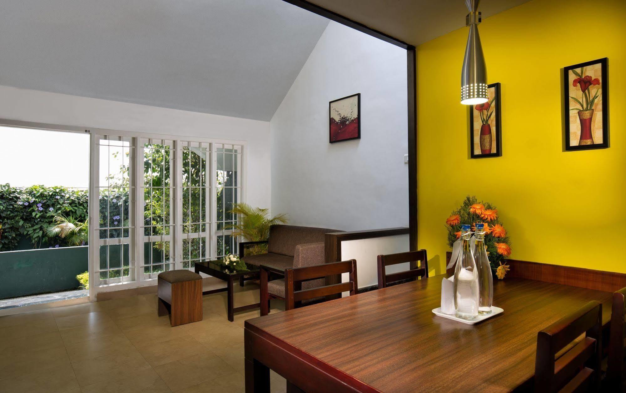 Munnar Tea Hills Resort - Mthr Zewnętrze zdjęcie